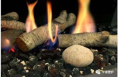 152816009725393513Z9.jpg 2018顶级壁炉设计流行趋势.jpg