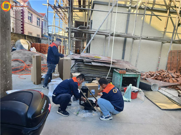 上海浦东别墅丹麦Aduro A17独立式火炉安装