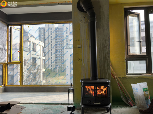 上海红星铂雅名都别墅丹麦Morso 2110铸铁火炉安装.jpg