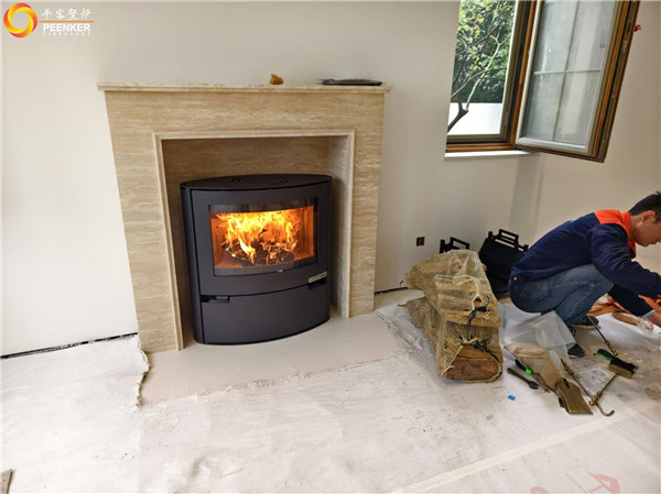 上海揽海国际高尔夫别墅丹麦Aduro A15壁炉安装.jpg