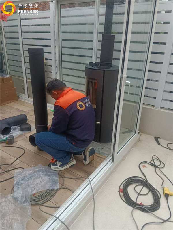 平客壁炉长沙岳麓山公馆阳光房丹麦Aduro 9.1火炉安装.jpg